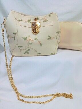 NWOT Genuine Leather Cottagecore Embroidered Floral Handbag Purse Matching Set